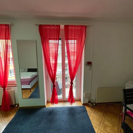 7 Preiswertes In Privater Wohnung, Kein Hotel, Ohne Personal, Zum Uebernachten *