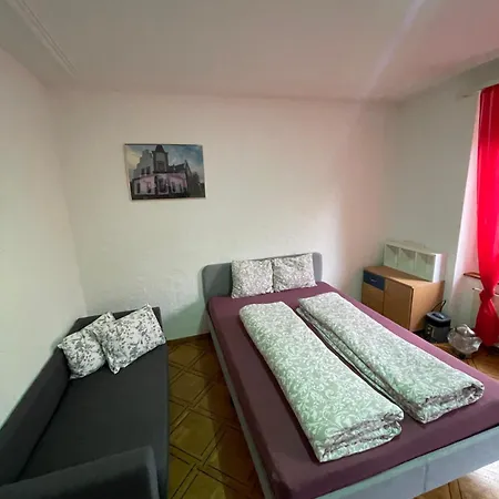 Homestay 7 Preiswertes In Privater Wohnung, Kein Hotel, Ohne Personal, Zum Uebernachten